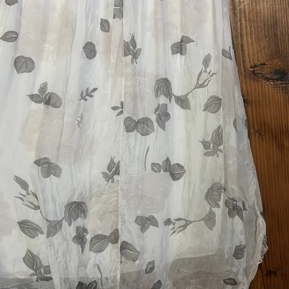 M made in Italy Silk and Viscose Floral Tank - Picture 9 of 11